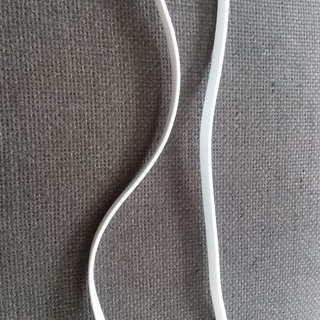 iPod touch第5世代16GBシルバーの画像