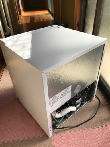 大幅値下げ中！！ほぼ新品！小型冷蔵庫！