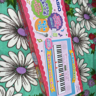 中古　CASIO光ナビゲーションキーボード　ピンク