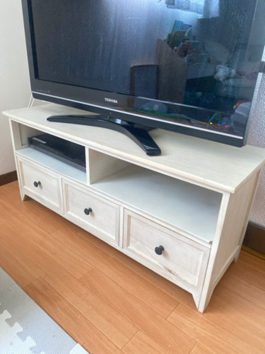 テレビボード