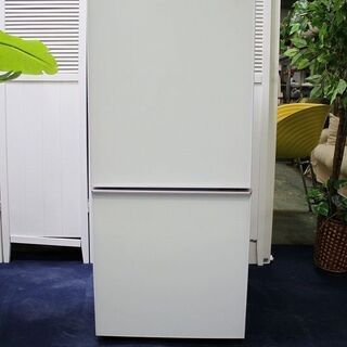 R2124) SHARP シャープ 2ドア冷蔵庫 ガラストップ SJ-GD14E-W プラズマクラスター 137L 2019年製! 冷蔵庫 店頭取引大歓迎♪の画像