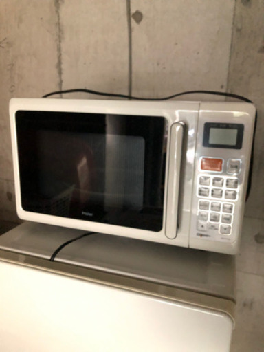 ハイアール　JM -V16A 電子レンジ　重量センサー内蔵です。
