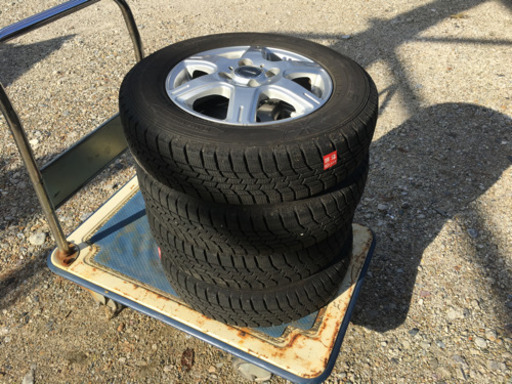 スタッドレスタイヤ145/80R13アルミホイール