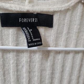 白カーディガンの画像