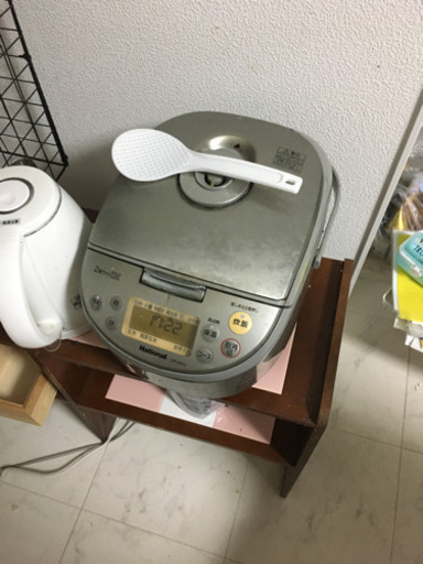 炊飯器