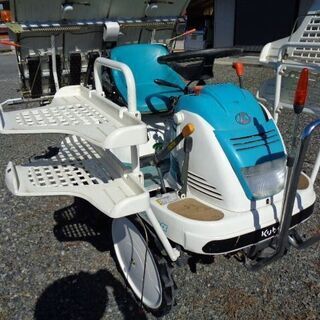再値下げしました。クボタ乗用田植機（４条植え）美品です。15万円