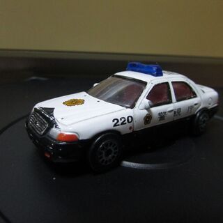 リアルトイ フォード クラウンビクトリア 警視庁仕様