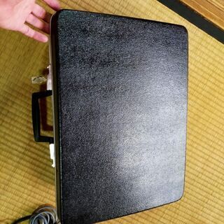 【商談中】古いアタッシュケース(取引日時：10月18日から20日の午前10時から午後4時)の画像