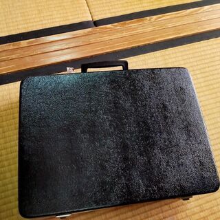 【商談中】古いアタッシュケース(取引日時：10月18日から20日の午前10時から午後4時)の画像
