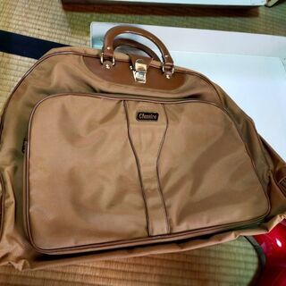 鞄 (取引日時：10月18日から20日の午前10時から午後4時)の画像