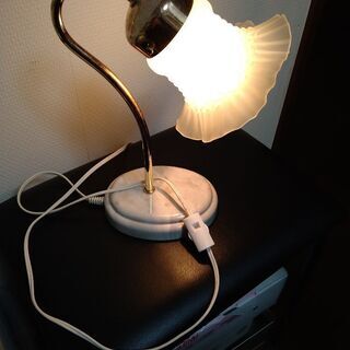 ベッドサイド照明（アンティーク調）💡の画像