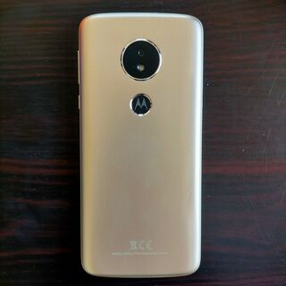 値下げしました　美品！MOTOROLA（モトローラ） Moto E5の画像