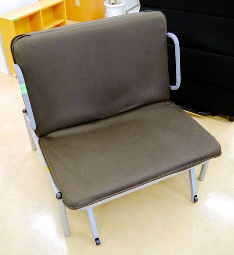 ソファーにもなる折り畳みベッド シングルサイズ ブラウンカラー 39TOP
