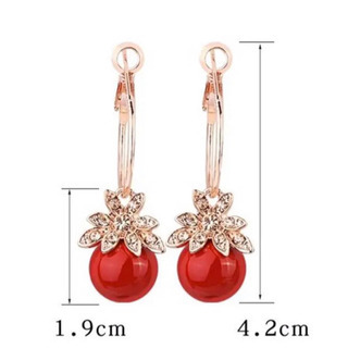 ピアス　赤　レディース　可愛い　揺れる　華やかの画像