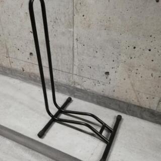 自転車を停めるスタンド　あげます　バイシクルスタンド