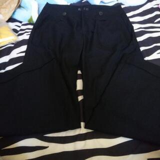 ダボ感のあるスラックス👖