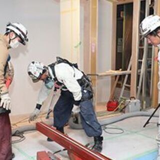 【未経験で日給12000円～】世の中にないモノを一から作る☆男女ともに活躍できる鍛冶工事のお仕事☆の画像