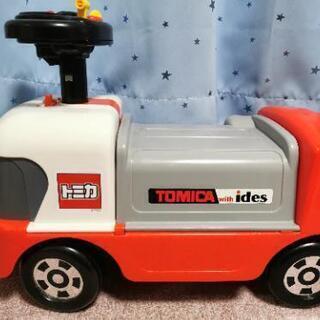 トミカ サーキットトレーラーの画像