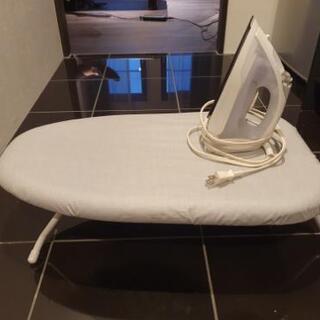 【ニトリ】スチームアイロンとアイロン台の画像