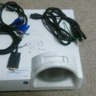 パナソニックの短焦点プロジェクター(美品)