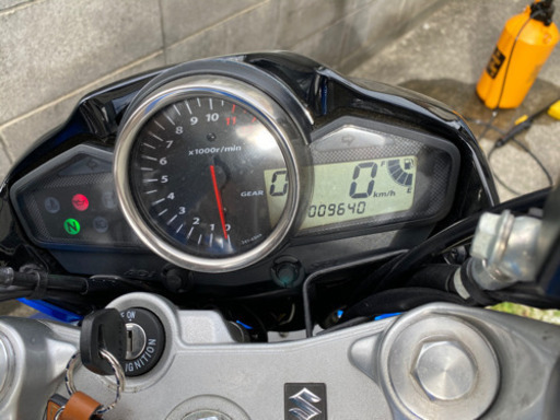 スズキGSR 250