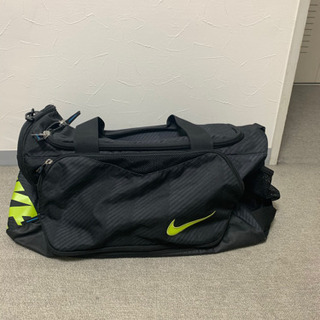 NIKE スポーツバッグの画像