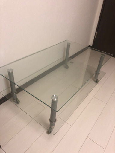 ガラスローテーブル