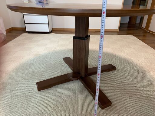 円卓ダイニング／テーブル・ソファーセット