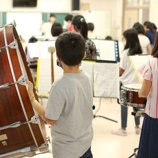 【守山区】初心者OK！楽器演奏を小学生4～6年生に楽しく教える指導補助スタッフ大募集／放課後に小学生に音楽を教える仕事／週1日～週4日からOK／未経験OK／部活経験・サークル経験・趣味が活かせる／かんたん登録制／平日夕方15時～18時の短時間／Wワーク・副業OKの画像