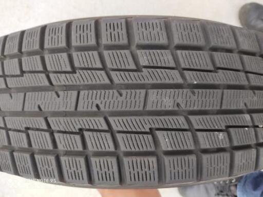 スタッドレスタイヤ　ホイール付　ヨコハマ　195/65r/15
