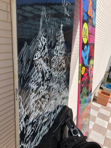 さらに値下げしました　　スノボー板　２枚セット