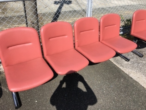椅子　4人掛け×2　待合室などに！②