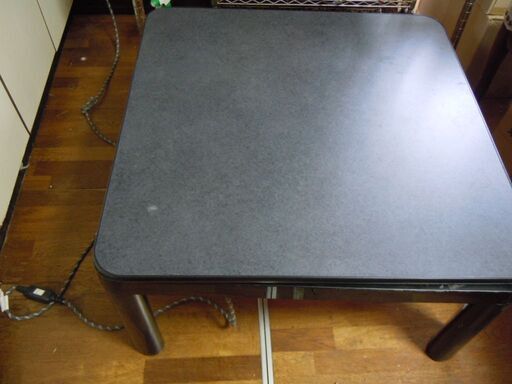 中古　直接引取限定　山梨市　正方形　コタツ　MK-E720N　約72cm×約72cm×約36.5cm　森田電工(モリタ) 　通電確認済　こたつ　MORITA