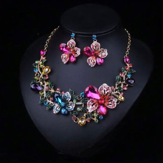 結婚式　演奏会　ネックレス　ピアス　セット　ウェディング　華やかの画像