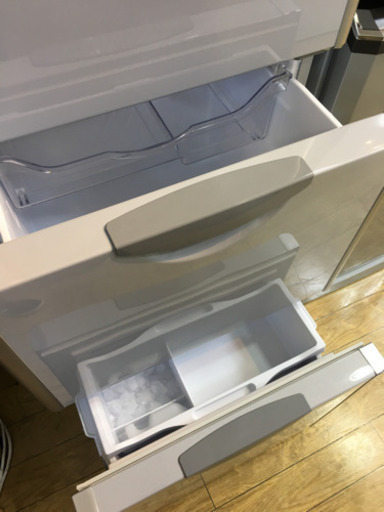 美品 2014年製 HITACHI 302L冷蔵庫 真空チルドV 省エネインバーター R-S300DMV 日立