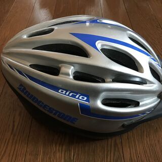 自転車用ヘルメットの画像