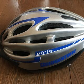 自転車用ヘルメットの画像