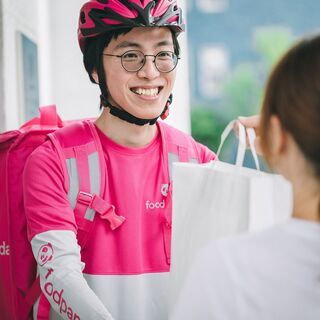 日本初上陸の世界的フードデリバリーサービス大手foodpanda！！！配達ライダー大募集！！！の画像