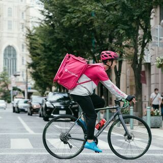 日本初上陸の世界的フードデリバリーサービス大手foodpanda！！！配達ライダー大募集！！！の画像