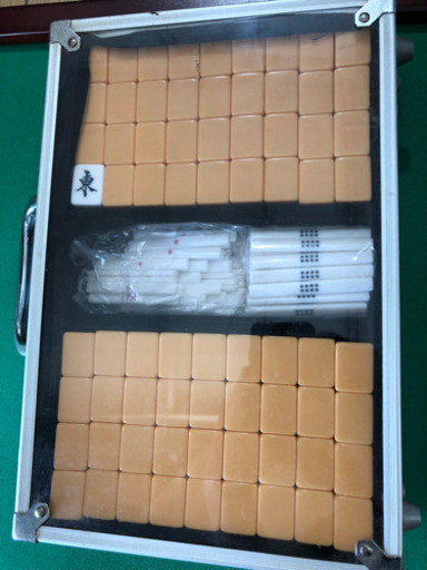 お買得‼︎   オススメ　お家時間　遊び　折りたたみ　雀卓　麻雀パイ　セット　人気商品　現品限り