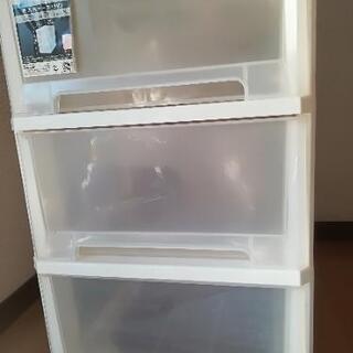 キャスター付　押入れケース 3段