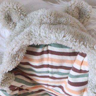 【美品】コンビミニ くま ポンチョ 男女 60-80の画像