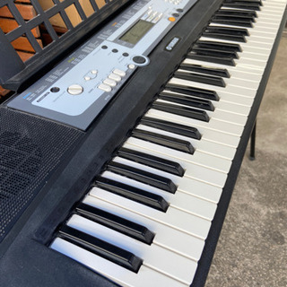 🌈激安 オススメ‼️YAMAHA ポータブルキーボードPSR-E213🌈の画像