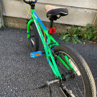 子供自転車 BMX HARO Shredder18インチの画像