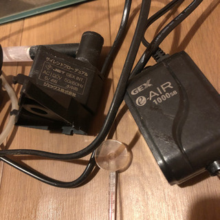 水槽セット！エア、ヒーター、水質浄化装置等の画像