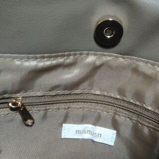 《HusHusH》トートバッグ　美品の画像