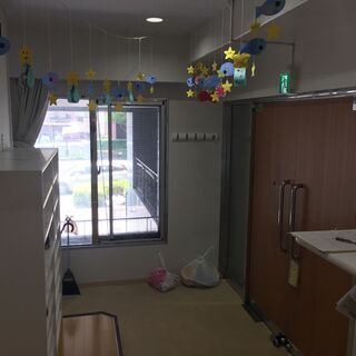 【保育園一般事務の募集】●JR線鶴見駅 徒歩5分の立地● 定員19名の小規模認可保育所です。の画像
