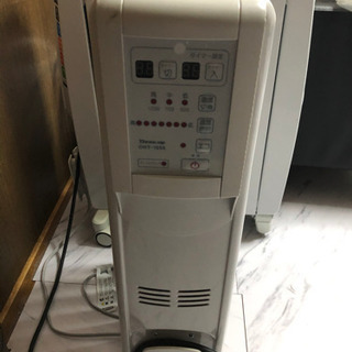 電気ストーブ中の画像