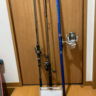 釣竿３本＆ルアーセット ※早期取引希望
