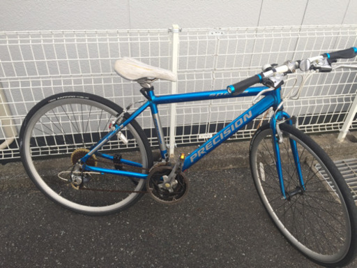 クロスバイク  タイヤ新品に替えてます。